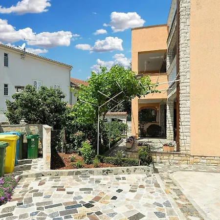 Fuer 2 Personen Ca 30 Qm In Fazana, Istrien Istrische Riviera * Fazana